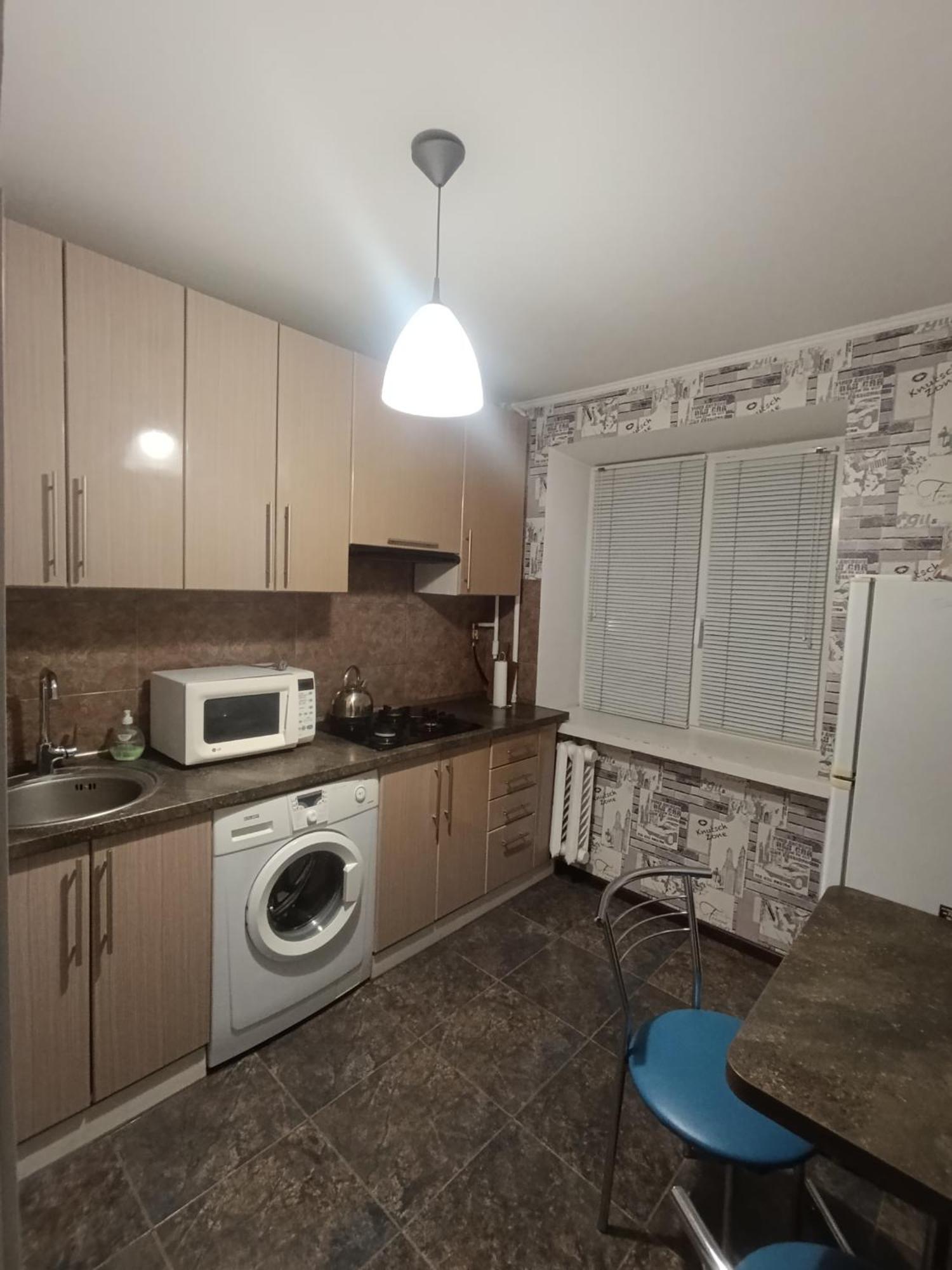 Apartment With Balcony On Peremohy Avenue 43 Cherníhiv Exterior foto